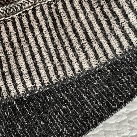 Banana Republic sweater, cotton blend, xs. - Picture 9 of 9